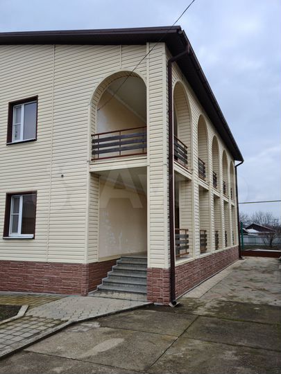 Дом 326,4 м² на участке 10,3 сот.