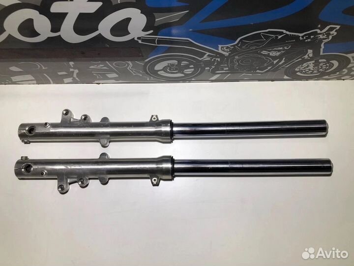 Перья вилки Kawasaki Zephyr 750 2002г