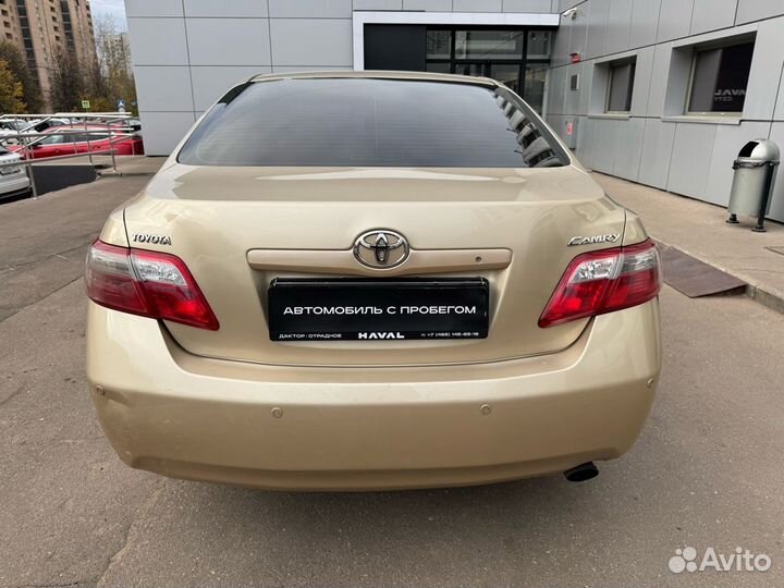 Toyota Camry 2.4 AT, 2011, 326 000 км