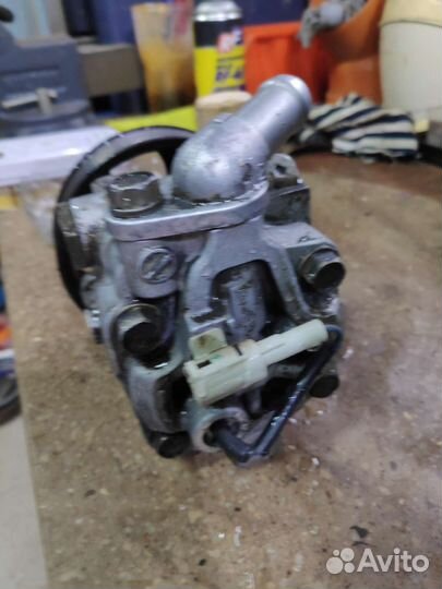 Насос гур subaru outback 3.0L B13