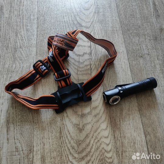 Фонарь налобный (новый)
