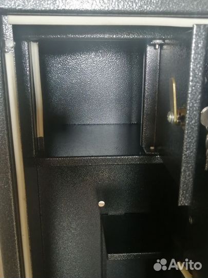 Оружейный сейф valberg арсенал 148Т