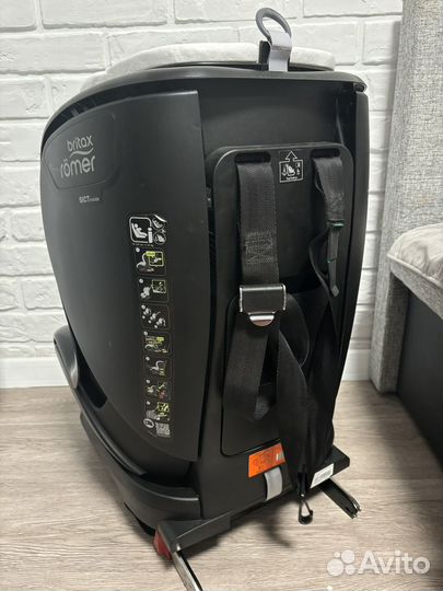 Britax roemer trifix 2 i-size