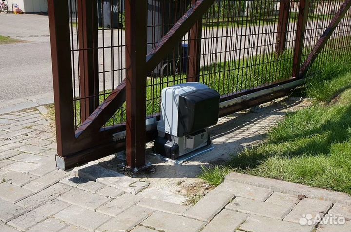 Привод для откатных ворот сборка 24-72 ч