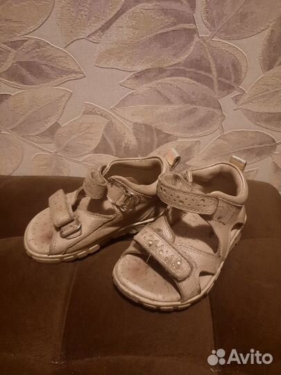 Сандалии для девочки 24 размер