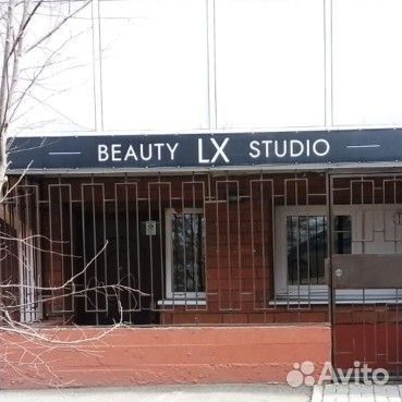 Мастер, маникюра и педикюра