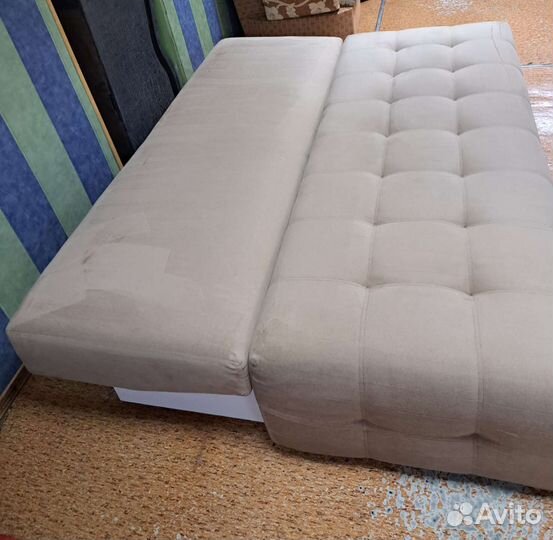 Диван книжка