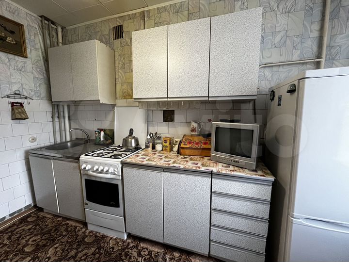 2-к. квартира, 55 м², 3/5 эт.