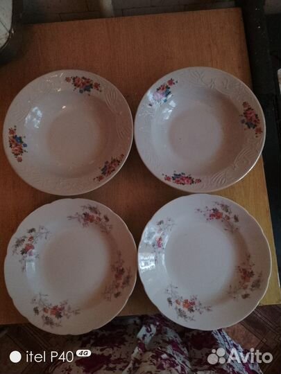 Тарелки разные