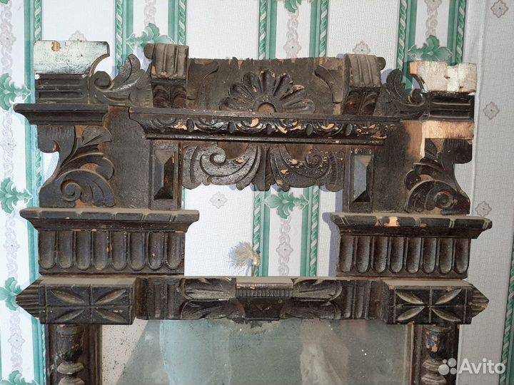 Зеркало антикварное