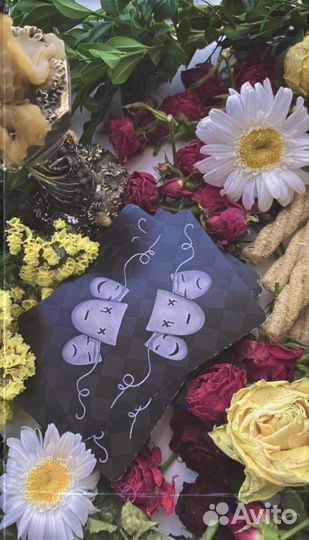 Гадание на картах таро. Консультации.Обучение