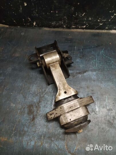 Подушка / опора задняя Hyundai Solaris