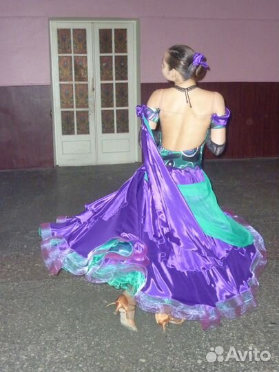 Платье для бальных танцев