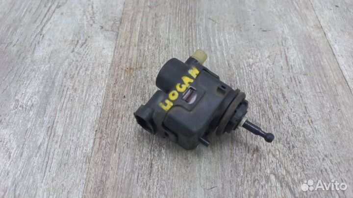Моторчик корректора фар Renault Logan 1 2010