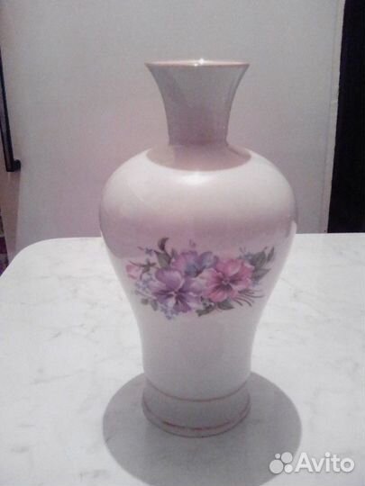 Ваза фарфоровая, красивая производства СССР