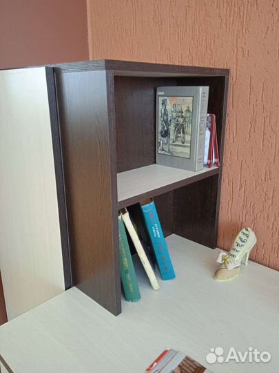 Письменный стол