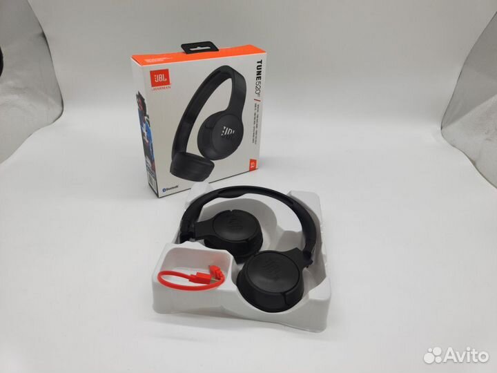 Наушники JBL tune 520BT