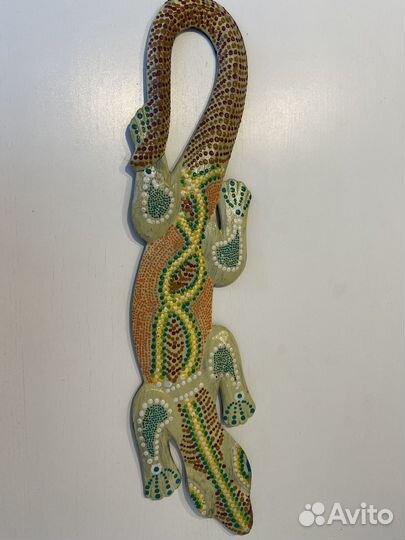 Ящерица деревянная на стену