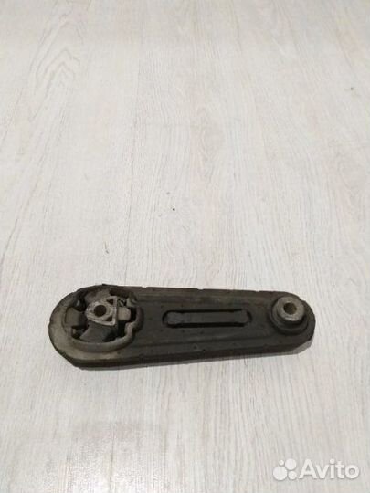 Опора двигателя двс Кронштейн Nissan almera G15