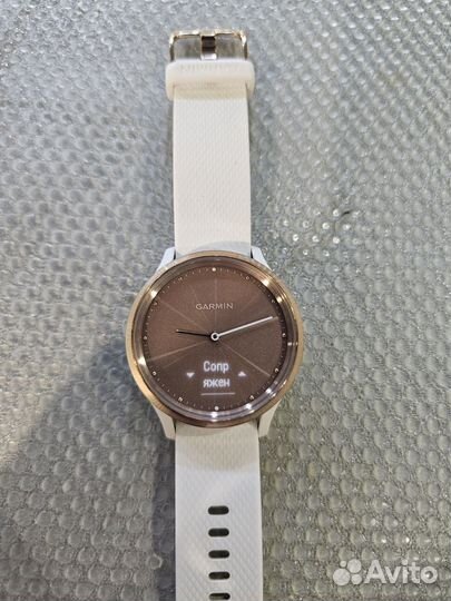 Часы Garmin Vivomove HR