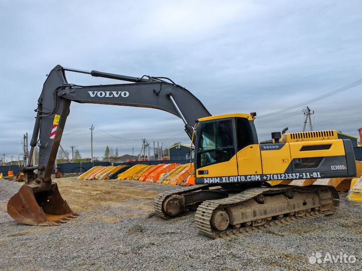 Гусеничный экскаватор Volvo EC300DL, 2018