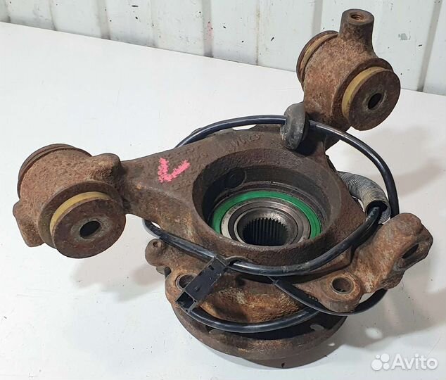 Кулак поворотный задний левый Audi A6 C5 Allroad