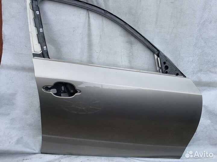 Дверь передняя BMW E60 platinbronze A53/8