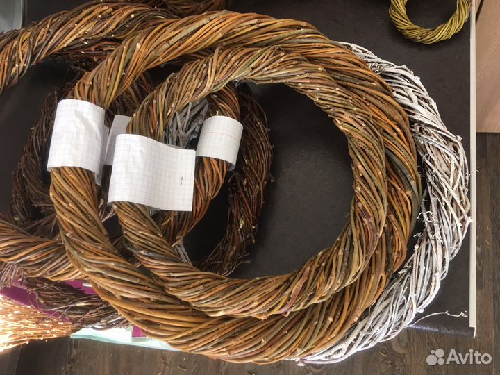 Основа для венка, плетеный венок