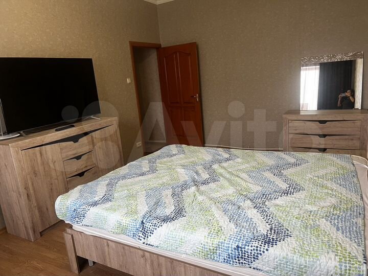 4-к. квартира, 95 м², 3/5 эт.