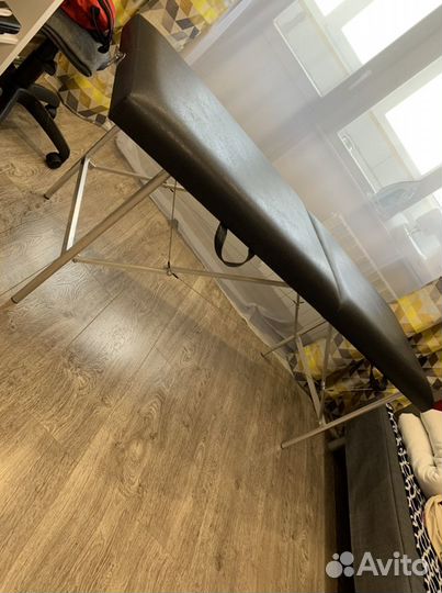 Кушетка для наращивания ресниц