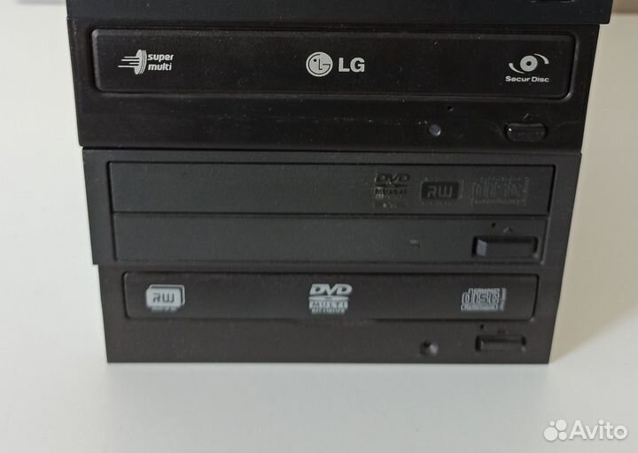 Дисковод DVD-RW SATA