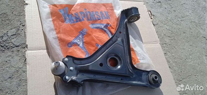 Рычаг передний правый на Опель омега В