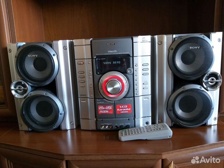 Музыкальный центр sony