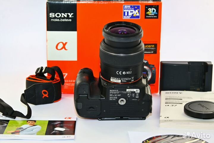 Sony A37 16.2MP цифрозеркалка Kit DT SAM II 18-55