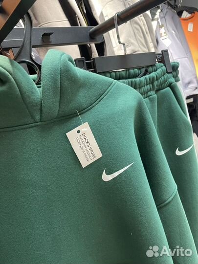 Спортивный костюм Nike с жилеткой