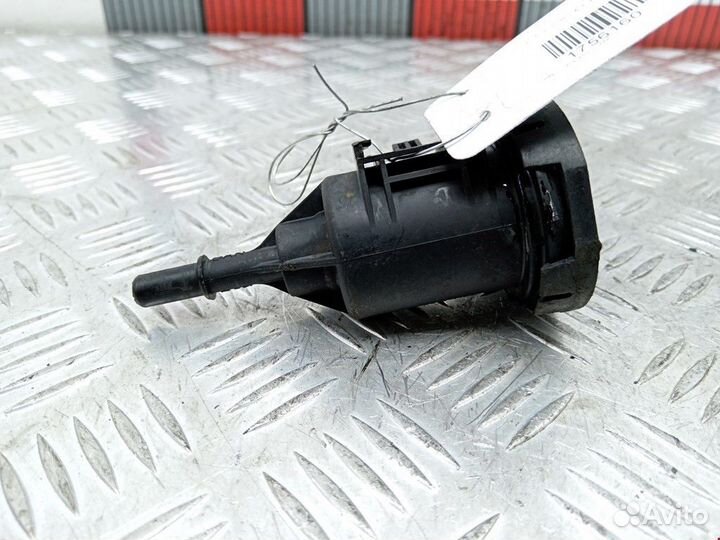 Клапан вентиляции топливного бака Jeep Compass