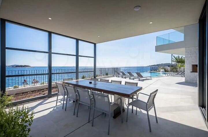 Дом 265 м² на участке 12 сот.