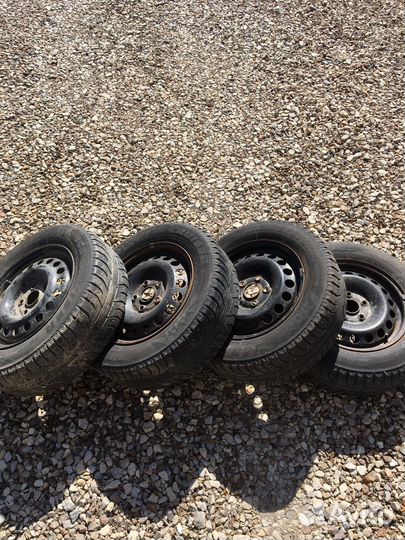 Bridgestone Ice Cruiser 7000 195/65 R15