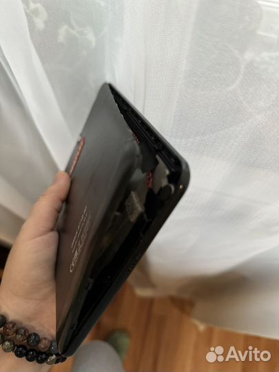 Планшет prestigio на запчасти (не рабочий)