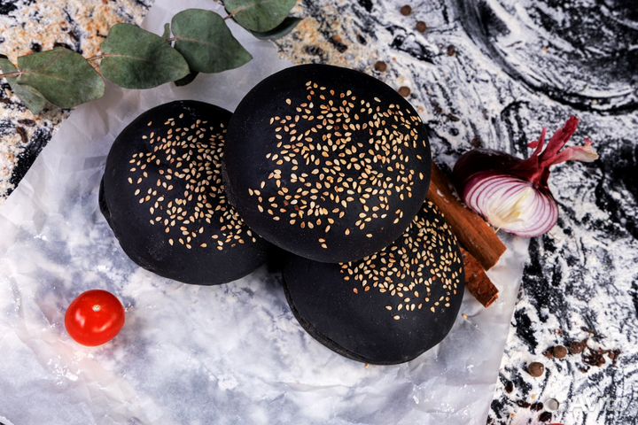 Черная булочка для гамбургера