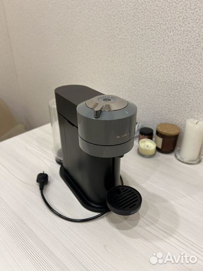 Кофемашина DeLonghi Nespresso ENV120GY