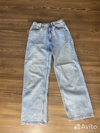 Широкие светлые джинсы H&M на девочку