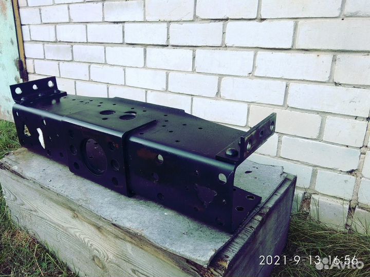 Задняя поперечина на раму камаз