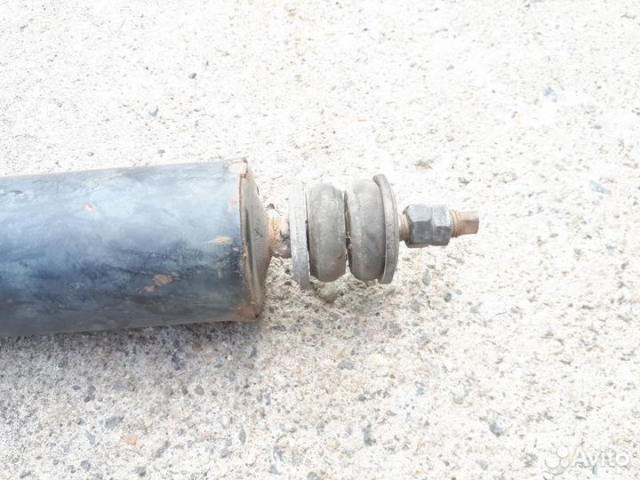 Амортизатор передний Hyundai Starex