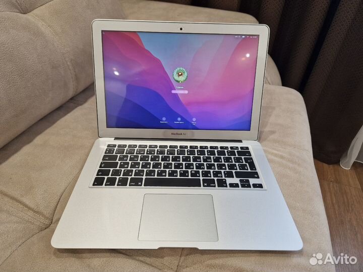 Macbook Air 13 (intel core i5, 8 GB озу)