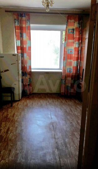 Комната 11 м² в 3-к., 3/5 эт.