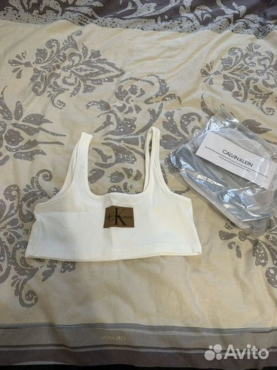 Новый оригинальный топ Calvin klein 42-44 M