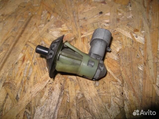 Выключатель концевой от Renault Megane II 2002-20