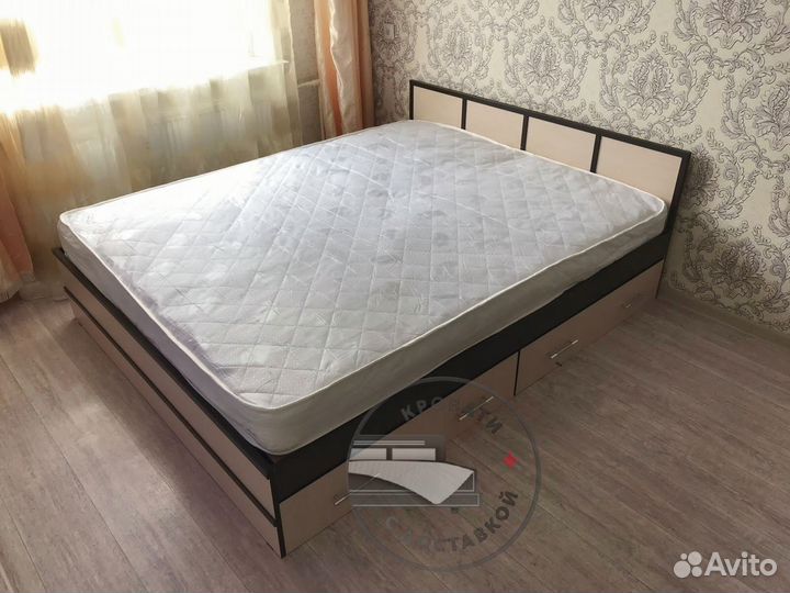 Кровать двухспальная
