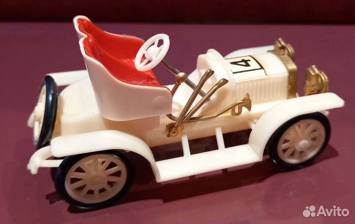 Модель автомобиля Voituretta коллекционный Редкий